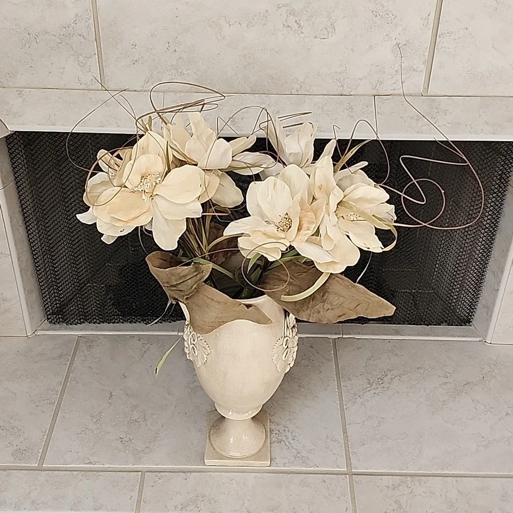 🤎 PIER 1 VASE & FLORALS 🤎